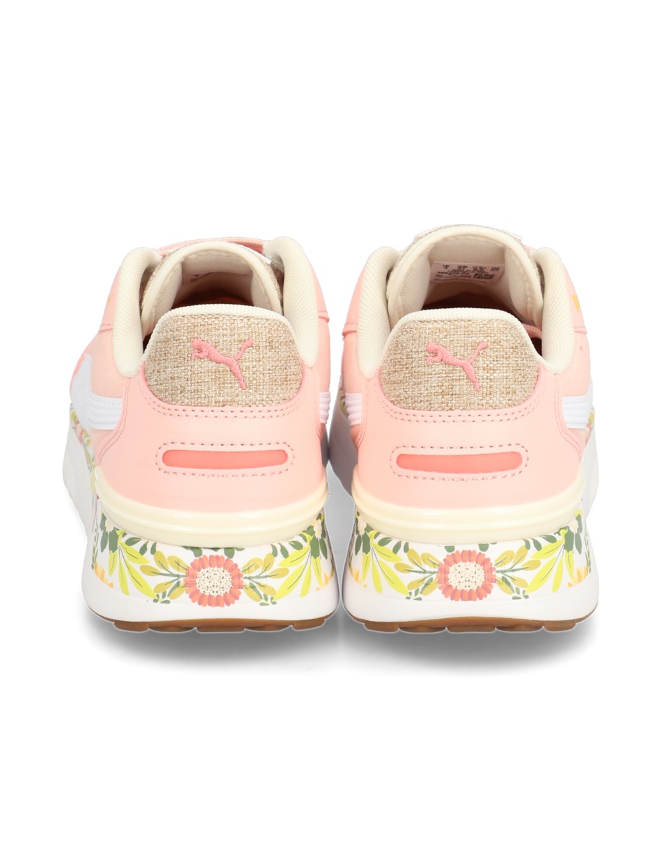 R78 Voyage Wild Garden