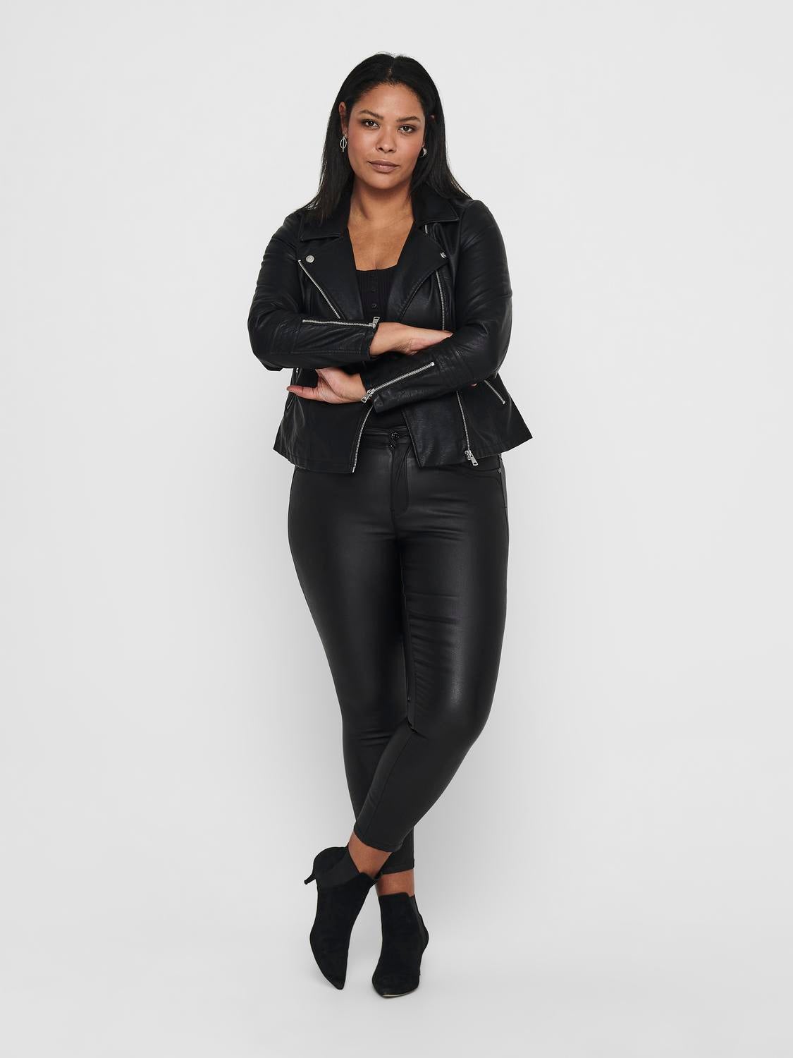 CAREMMY Bikerjacke in Lederoptik Black