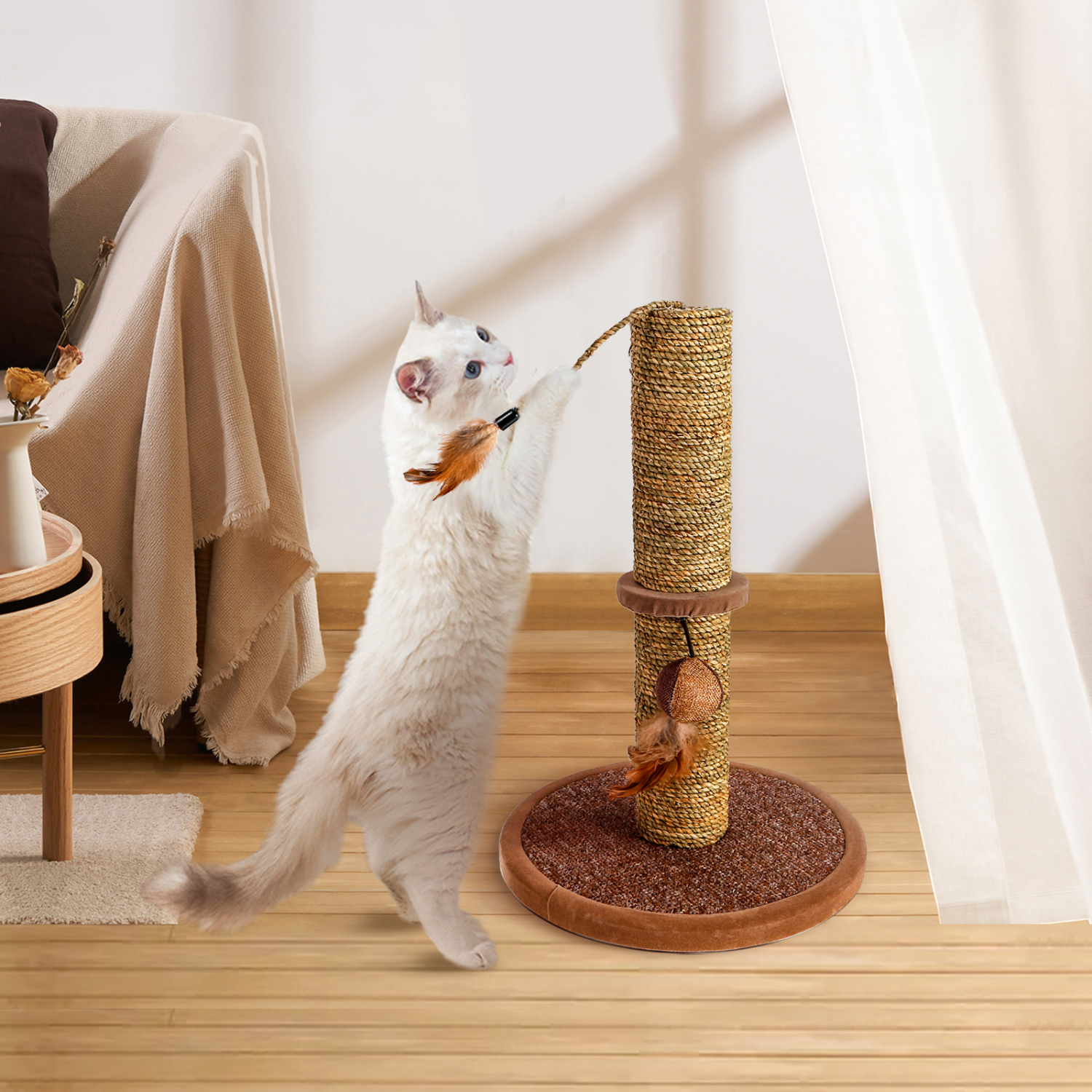 Arranhador de sisal para gatos Nobleza com brinquedo. Pequeno, marrom, 30 x 30 x 44 cm