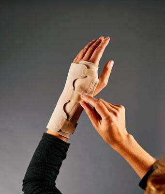 FUTURO Handgelenkschiene L rechts/links 1 Stk