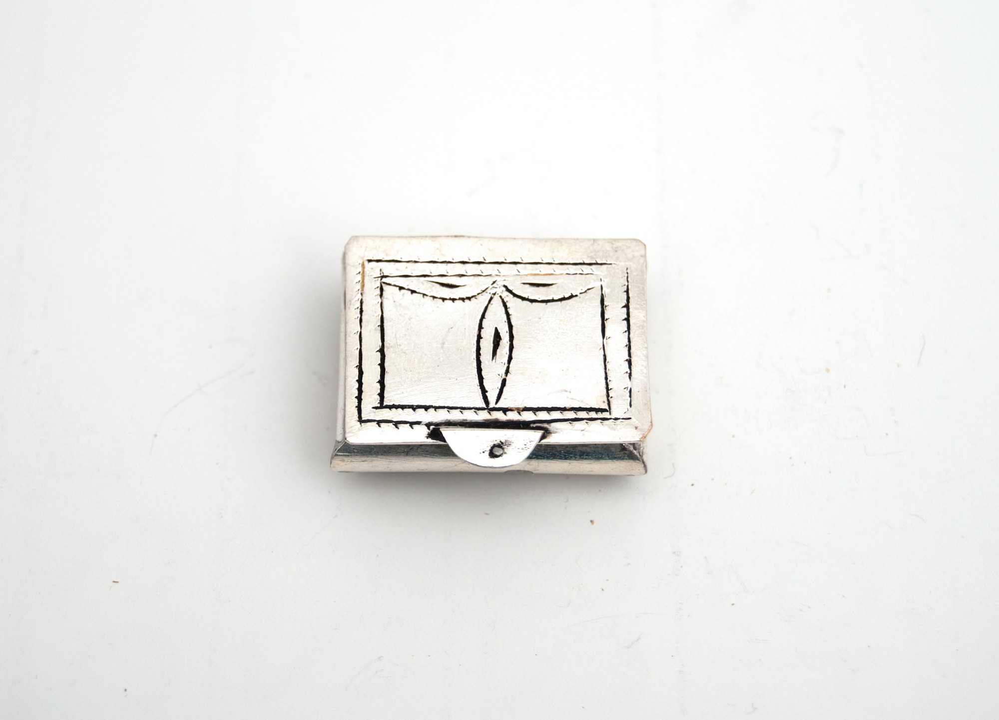 Schmuckkästchen rechteckig, T 2 cm, B 5 cm, H 14 cm von fischer's lagerhaus