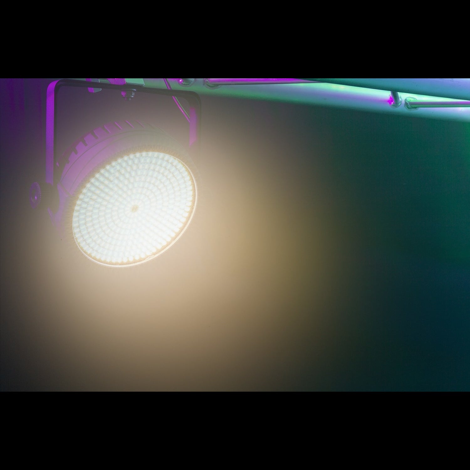 BeamZ BT430 LED par stroboscoop