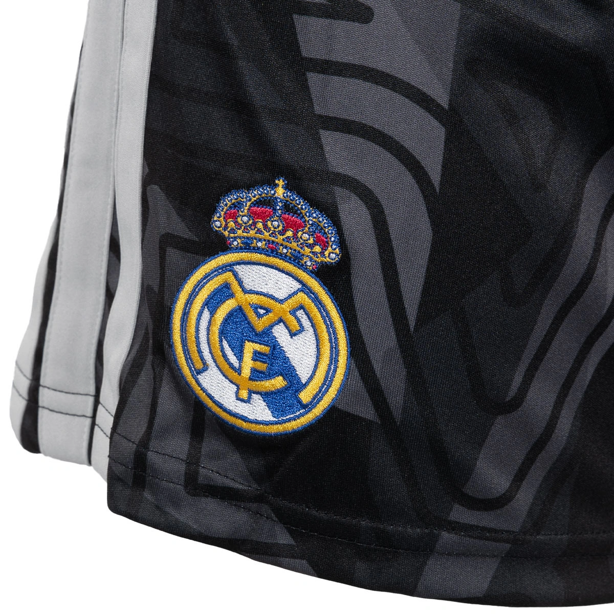 Conjunto adidas Real Madrid Primeiro equipamento Guarda-redes 2026-2027 Criança