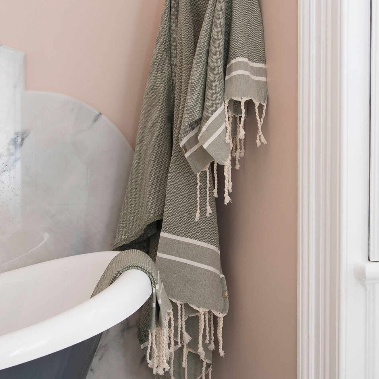 Febronie Set de Salle de Bain Stockholm vert olive - 3 pièces