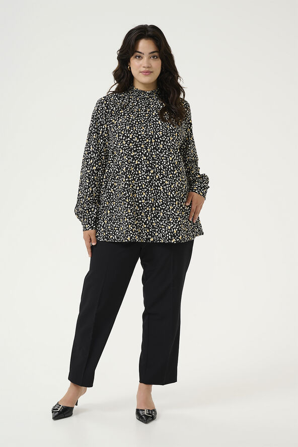 Kaffe Curve KCmalena Blouse Black/white/gold print