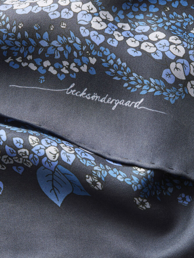 Becksöndergaard Wintery Twill Sia Scarf Navy blazer