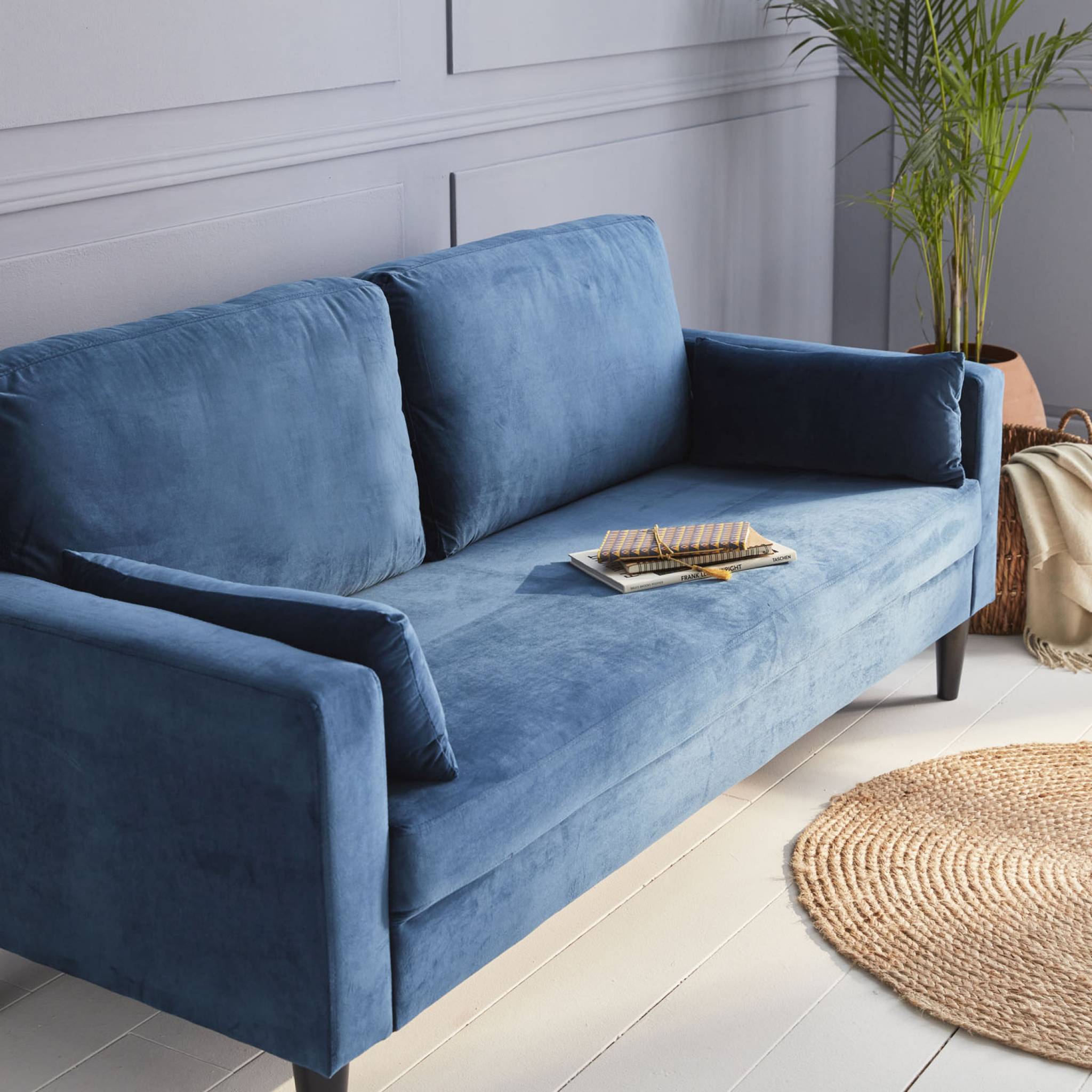 Canapé en velours bleu - bjorn - canapé 3 places fixe droit pieds bois. Style scandinave