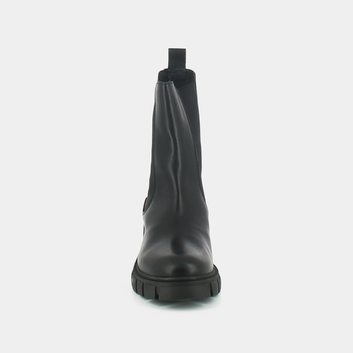 Bottines à talons et semelles crantées  en cuir noir