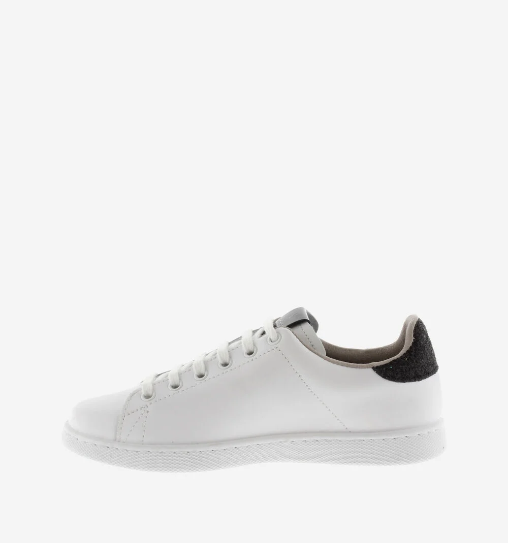 TENIS CUIR & COPEAUX GLITTER Baskets blanches en cuir et détails glitter NEGRO