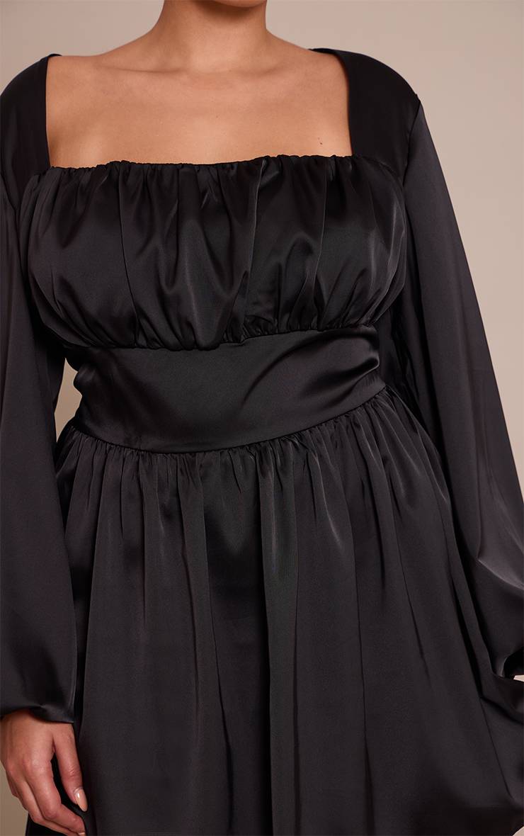 Noir Robe Mini Grande Taille En Satin À Bonnets Froncés Et Manches Bouffantes
