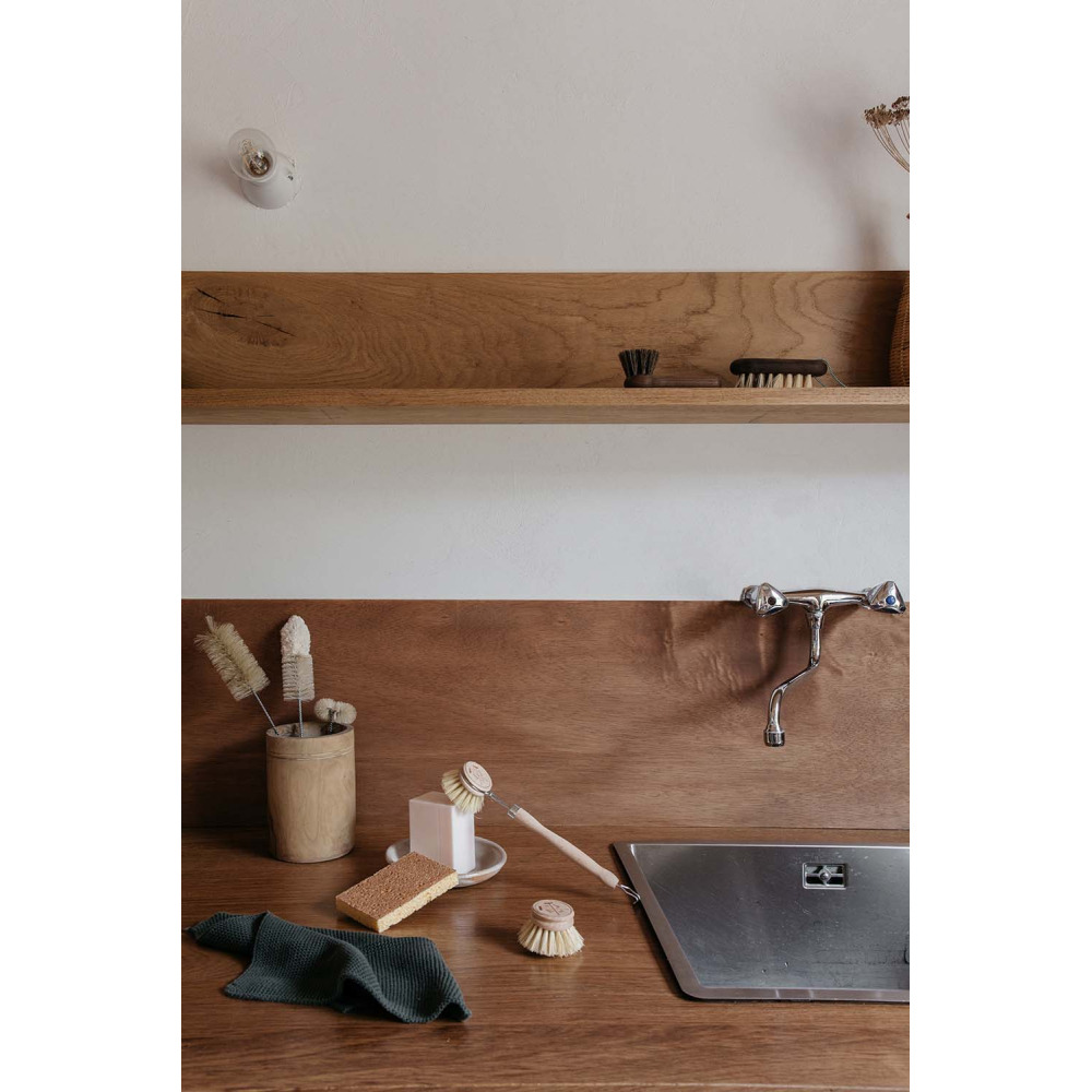 Coffret vaisselle avec brosse savon et éponge nature
