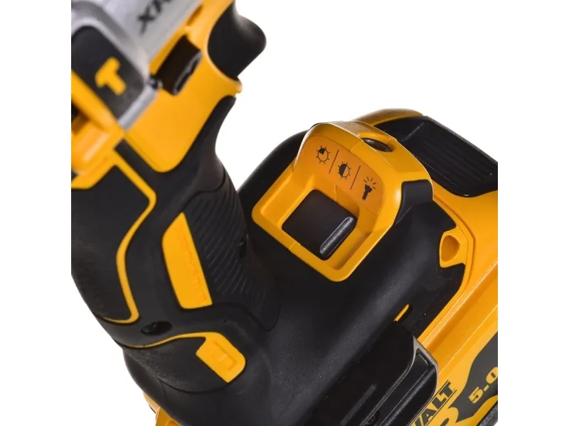 DeWALT DCK856P4-QW, 9000 rpm, 18 V, 5 At
