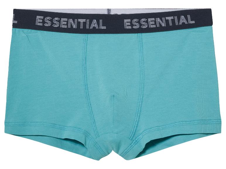 3 kinder boxers