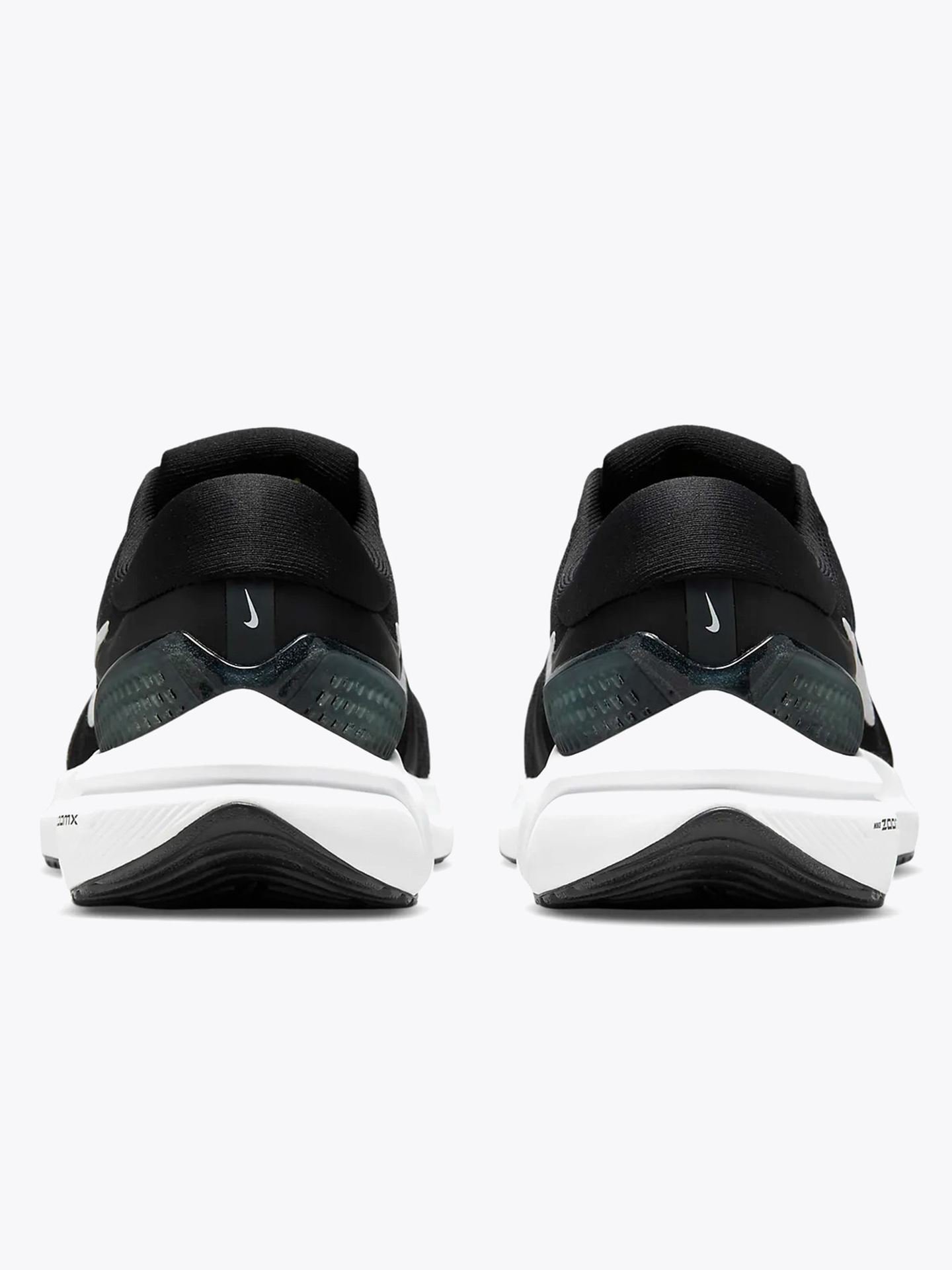 Air Zoom Vomero 16