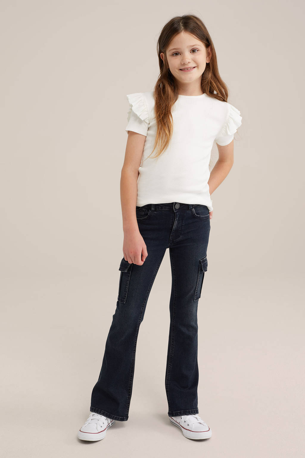 WE Fashion flared jeans blue black denim