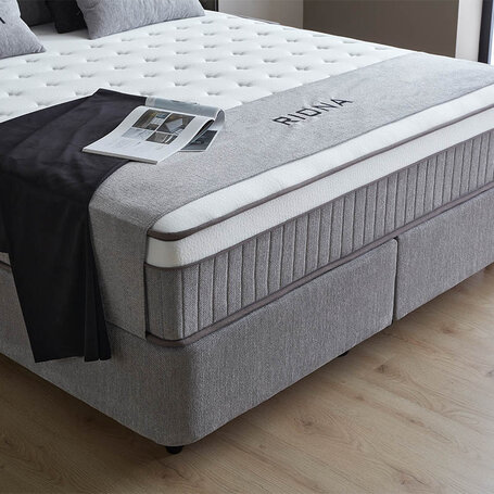 Boxspring met opbergruimte Riona