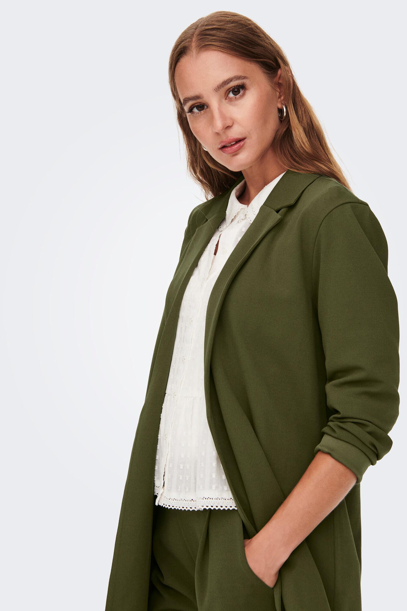 Blazer fluido com mangas compridas