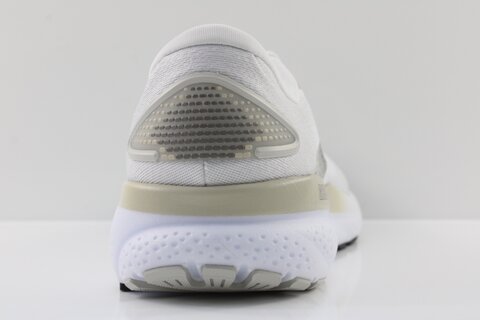 Brooks Ghost 16