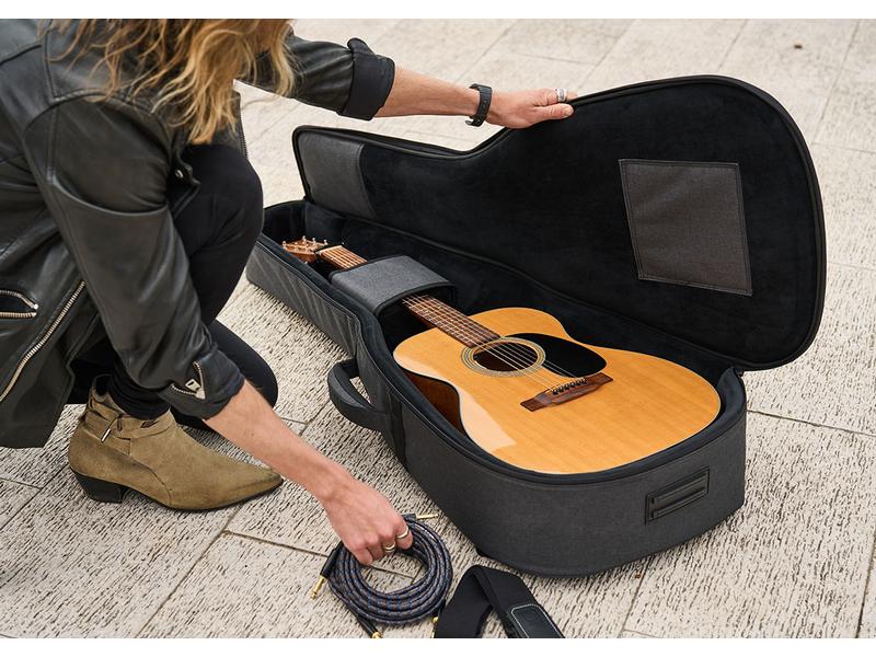 BOSS CB-AG10 für Westerngitarre Hochwertiger Gigbag für akustische Gitarren