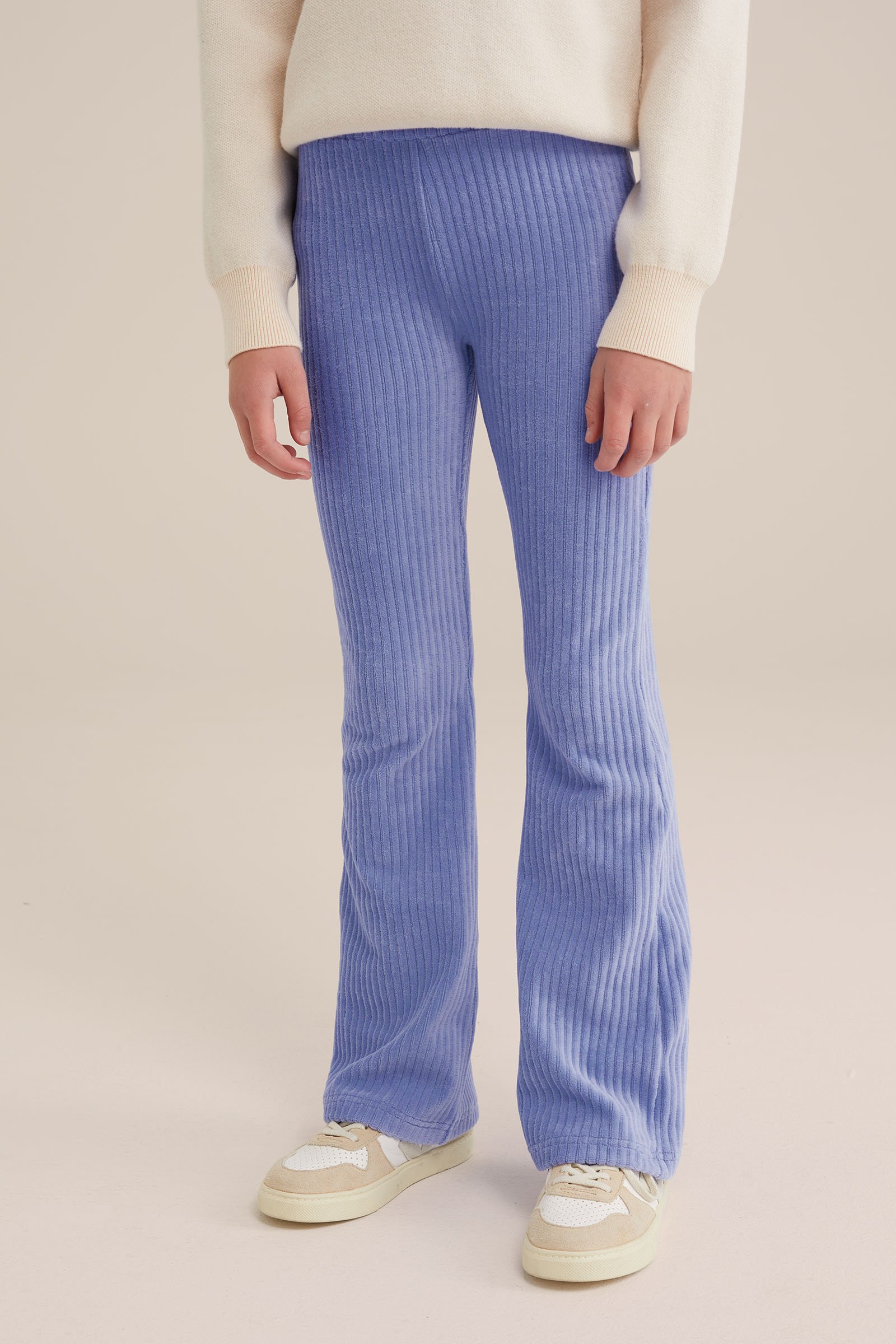 Meisjes velvet flared legging van ribstof WE Fashion Turkoois