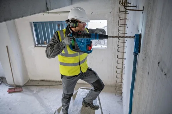 Bosch BOREHAMMER GBH 18V-40 C 2X8,0AH PPC XL-B
