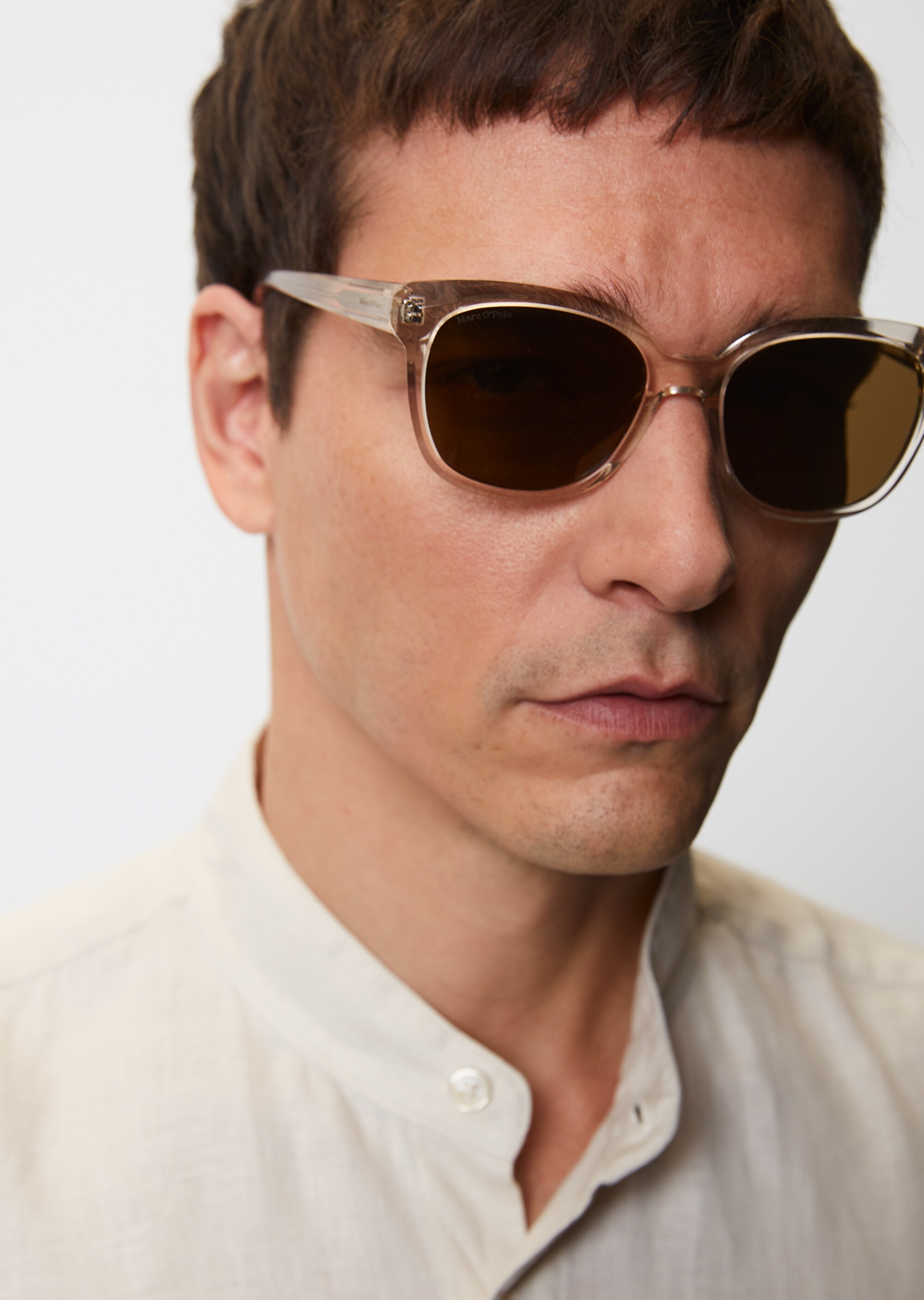 Unisex-Sonnenbrille mit breitem Bio-Acetat-Rahmen