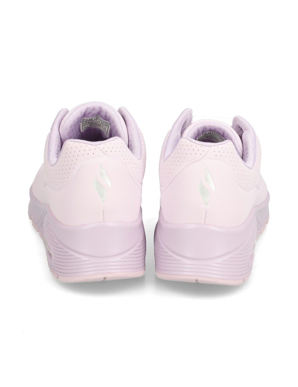 UNO Frosty Kicks