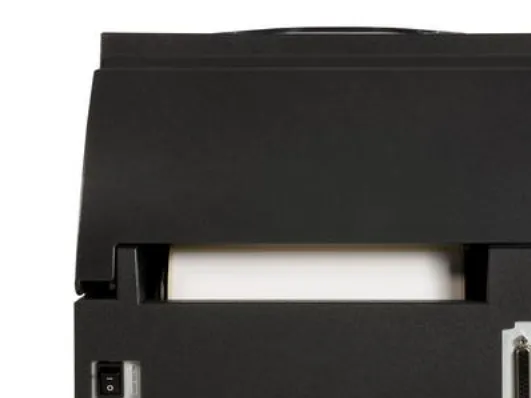 Citizen CL-S6621 - Etiketprinter - direkte termisk/termisk overførsel - Rulle (17,8 cm) - 203 dpi - op til 150 mm/sek. - USB 2.0, seriel - skærer - sort