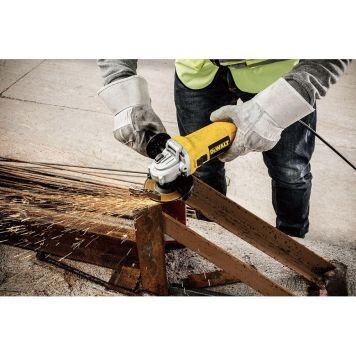 The Dewalt DWE4117 angle grinder 950 Watt