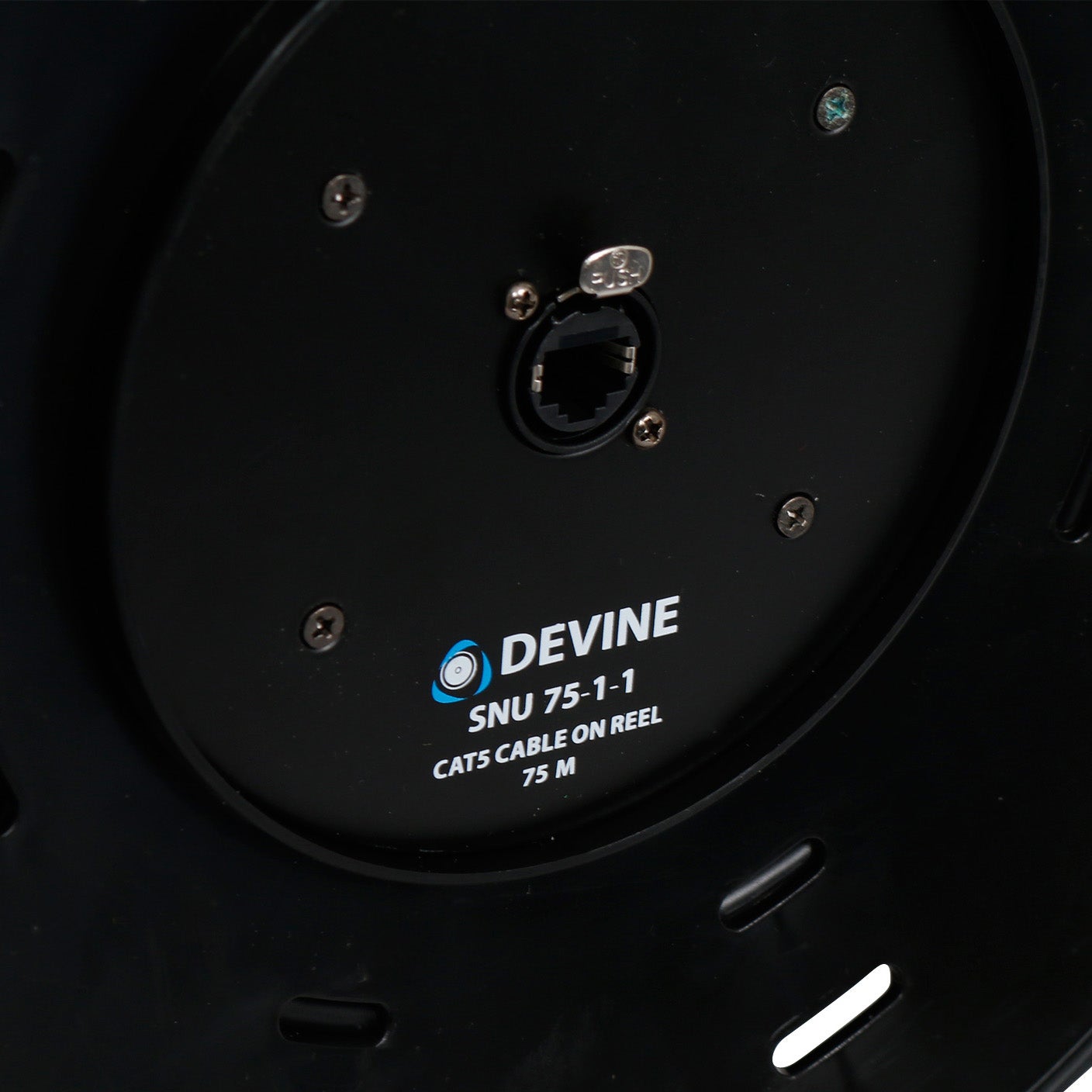 Devine SNU-75-1-1 CAT5 kabel met haspel 75 m