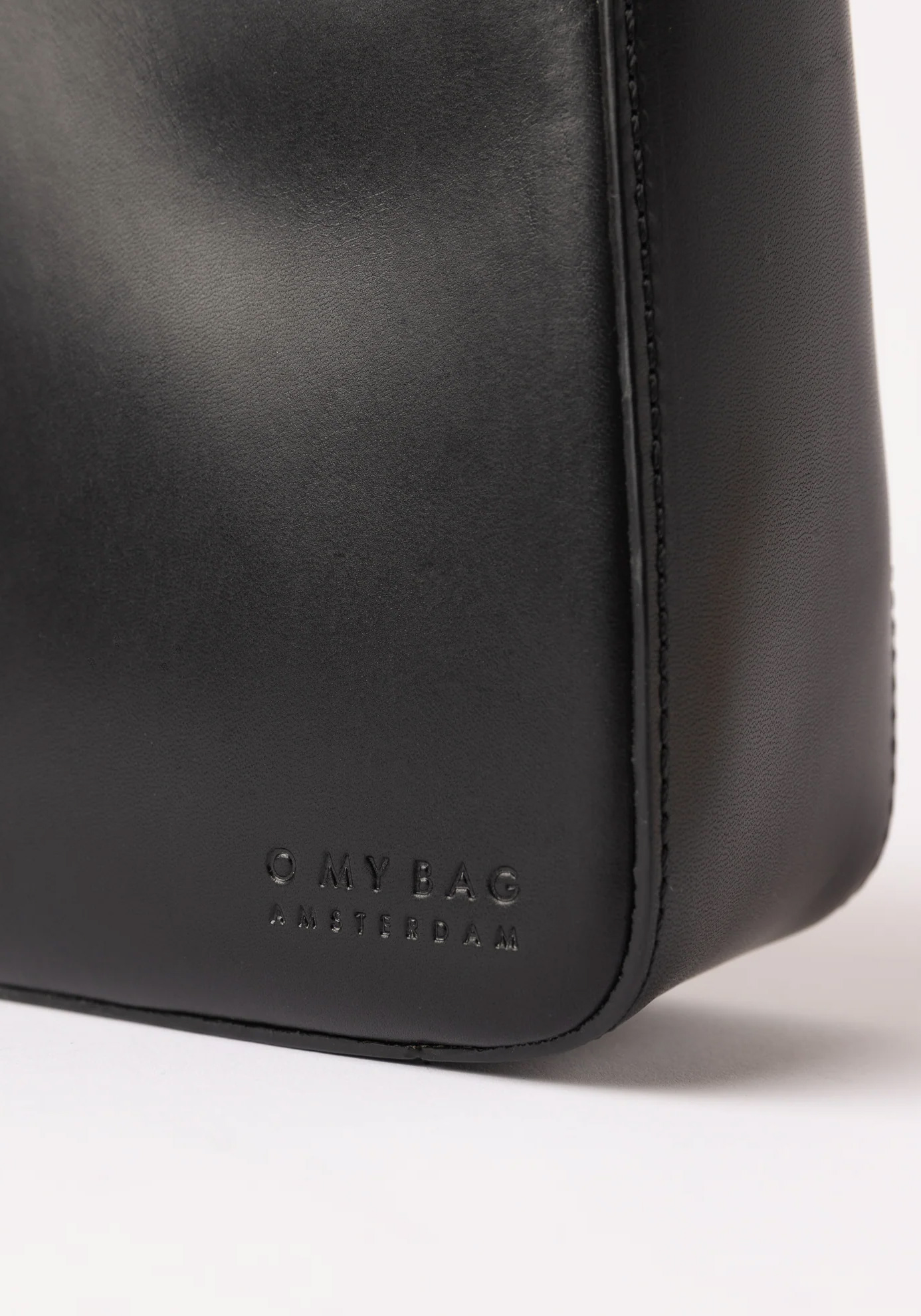 O My Bag Handtasche Vicky Classic Leather Black