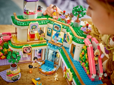 LEGO Heartlake City winkelcentrum (42604)