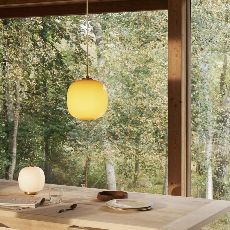 Louis Poulsen VL 45 Radiohus hanglamp Ø175 Brass/Glossy Opal White