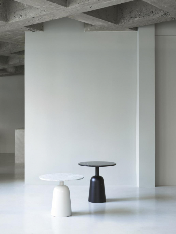 Normann Copenhagen Turn Table Marble bijzettafel black