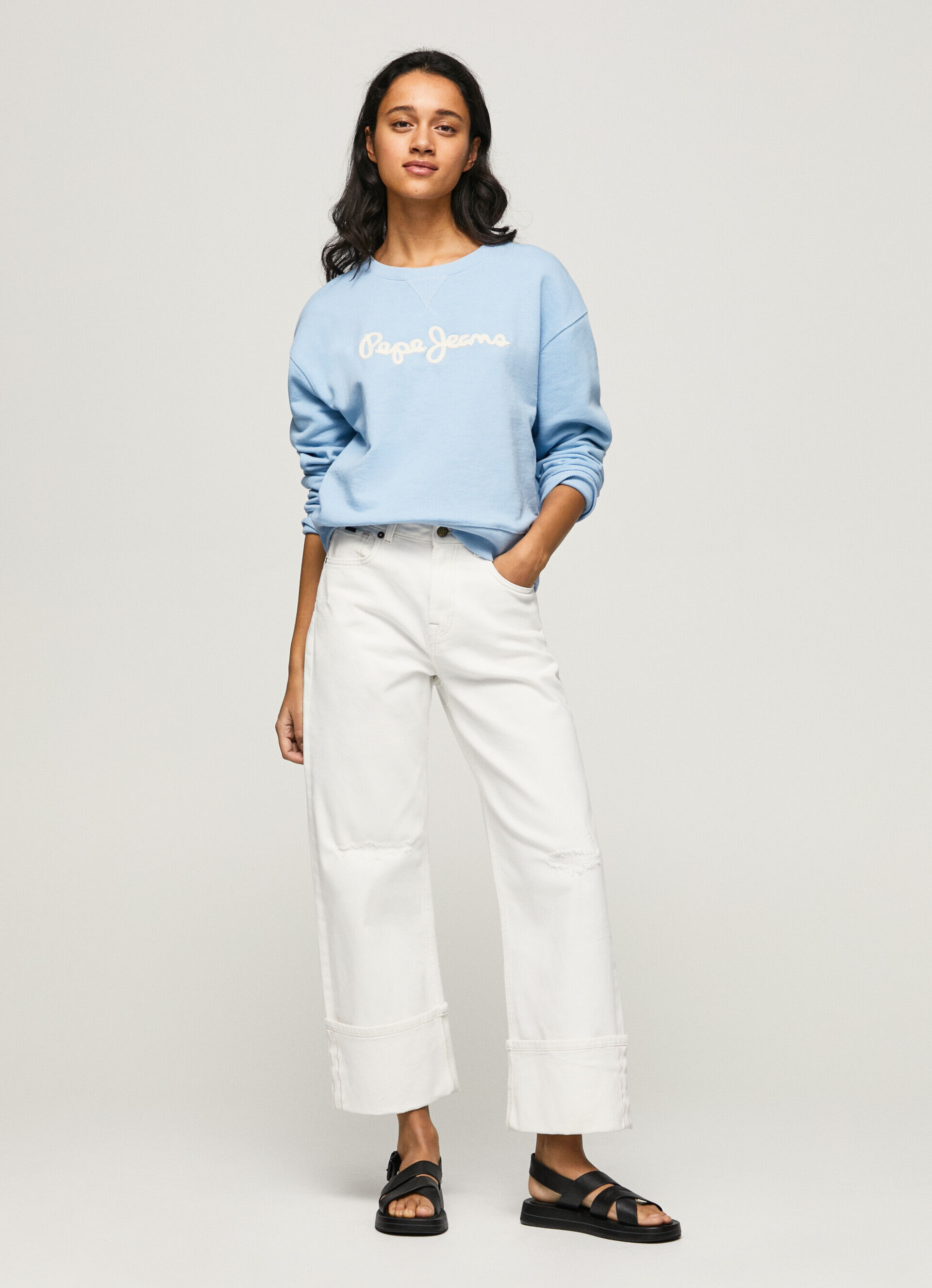 MOLETOM COM LOGOTIPO ESTAMPADO - azul-marinho