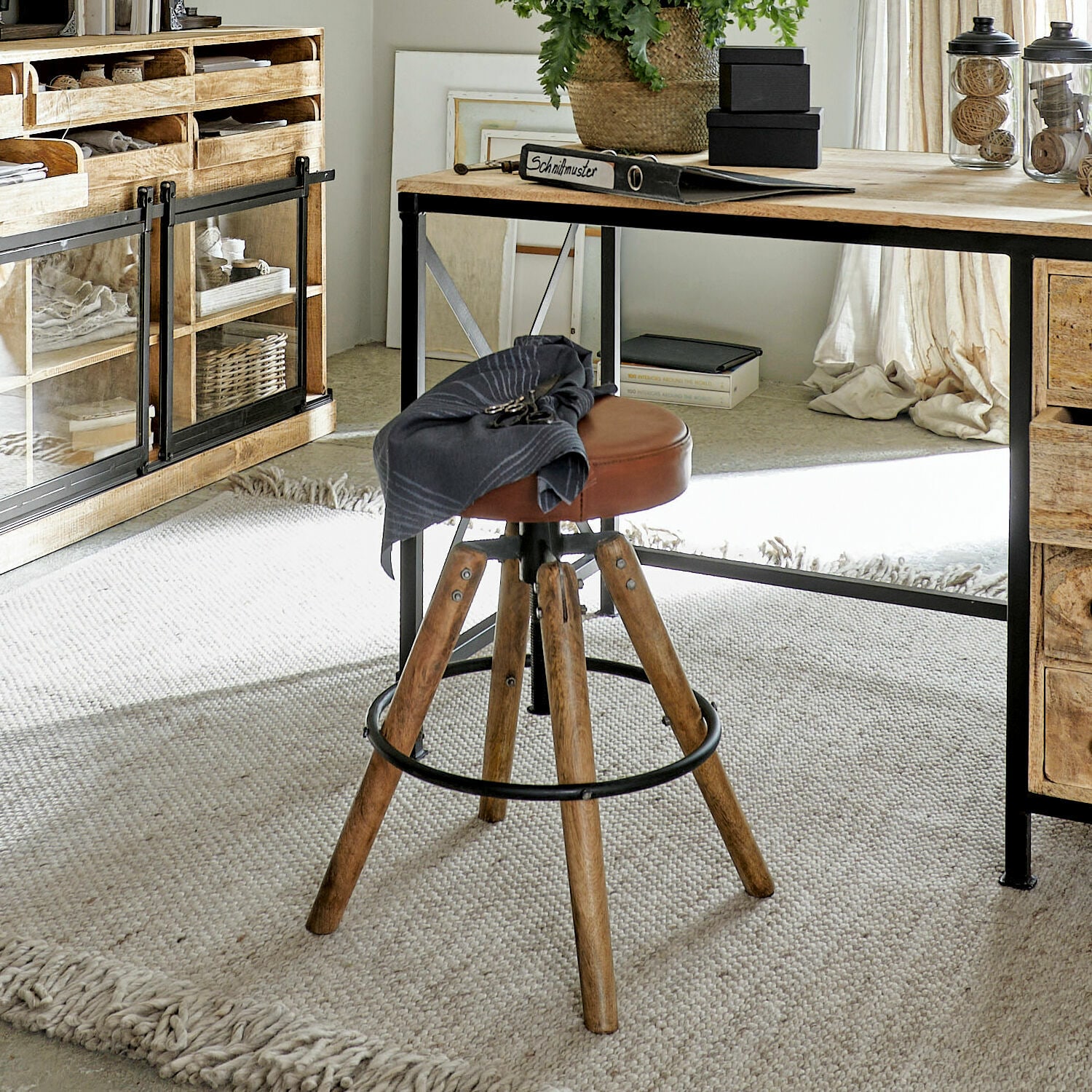 Hocker Twist braun