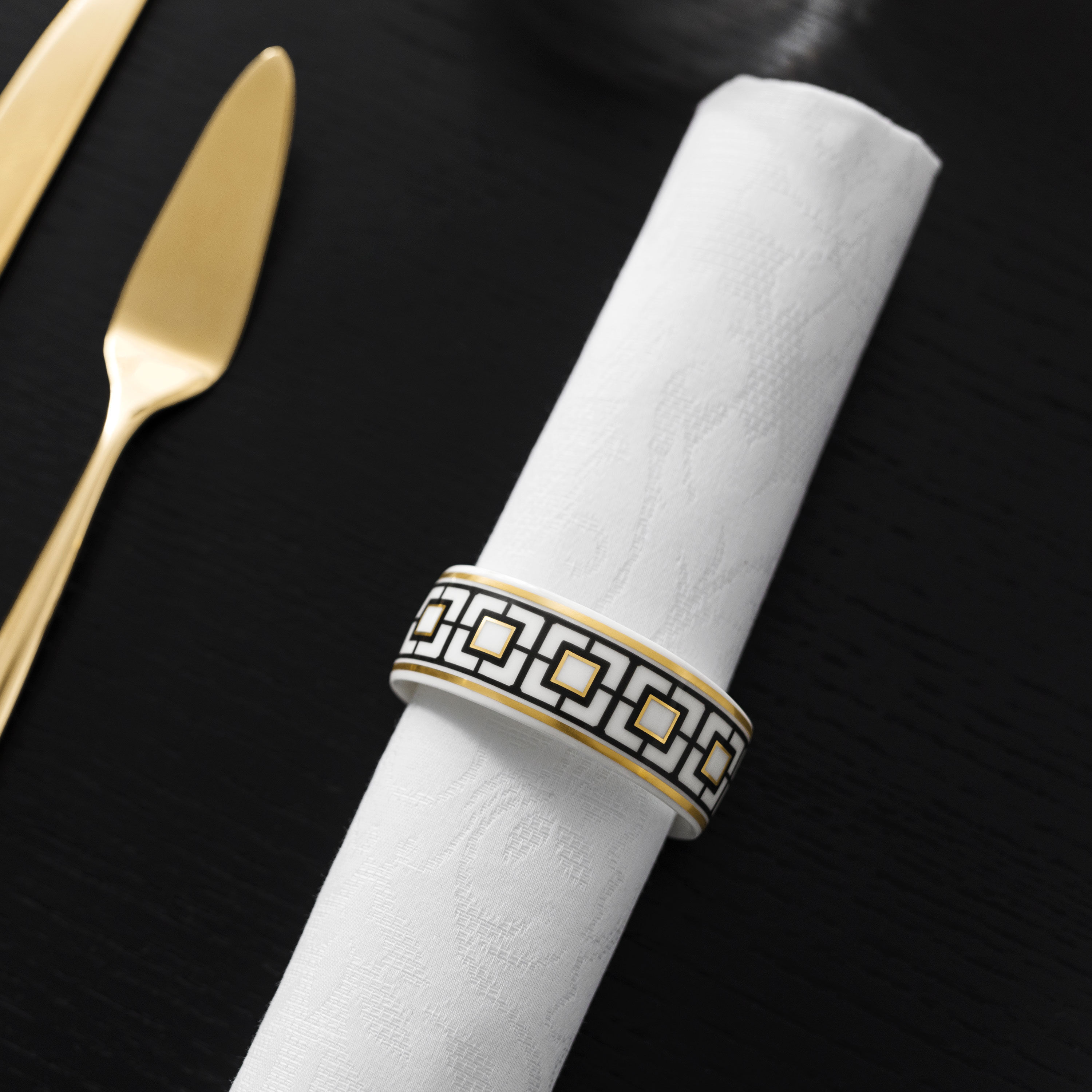 MetroChic Napkin ring Multi-colored, 2.6'' x 1'' x 2.1'', Premium Bone Porcelain
