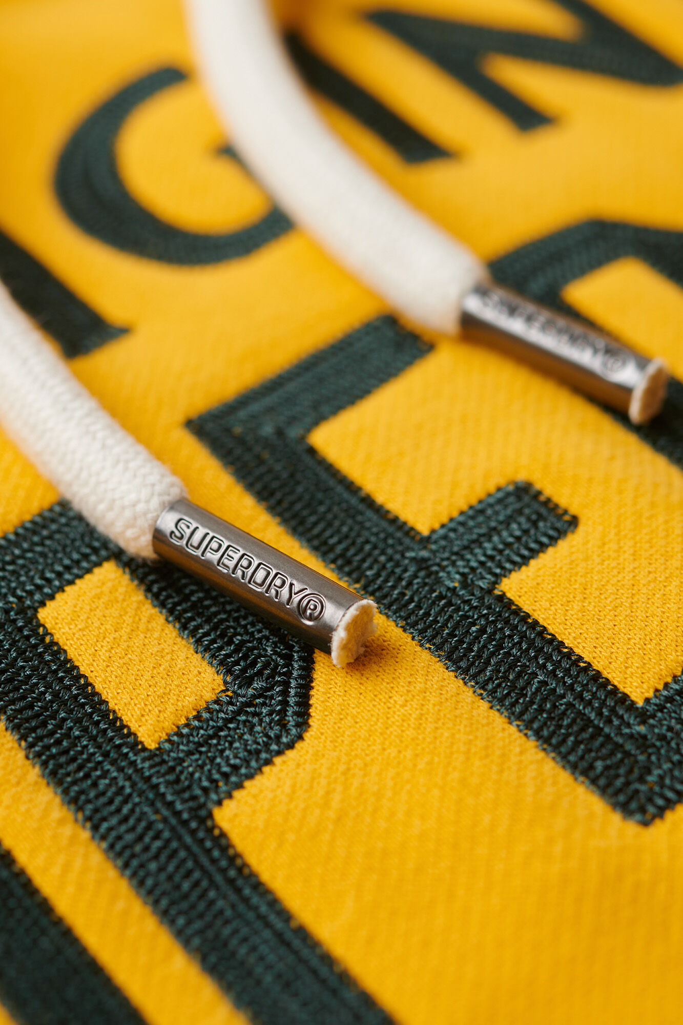Moletom com Capuz Estampado com Letras Atléticas
