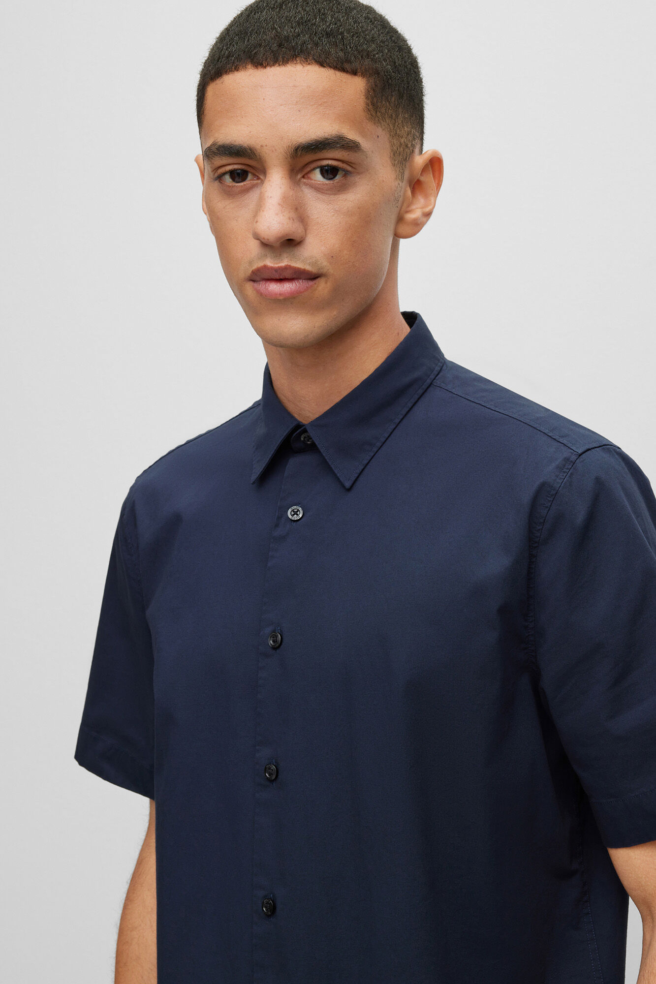 Camisa de manga curta - azul escuro