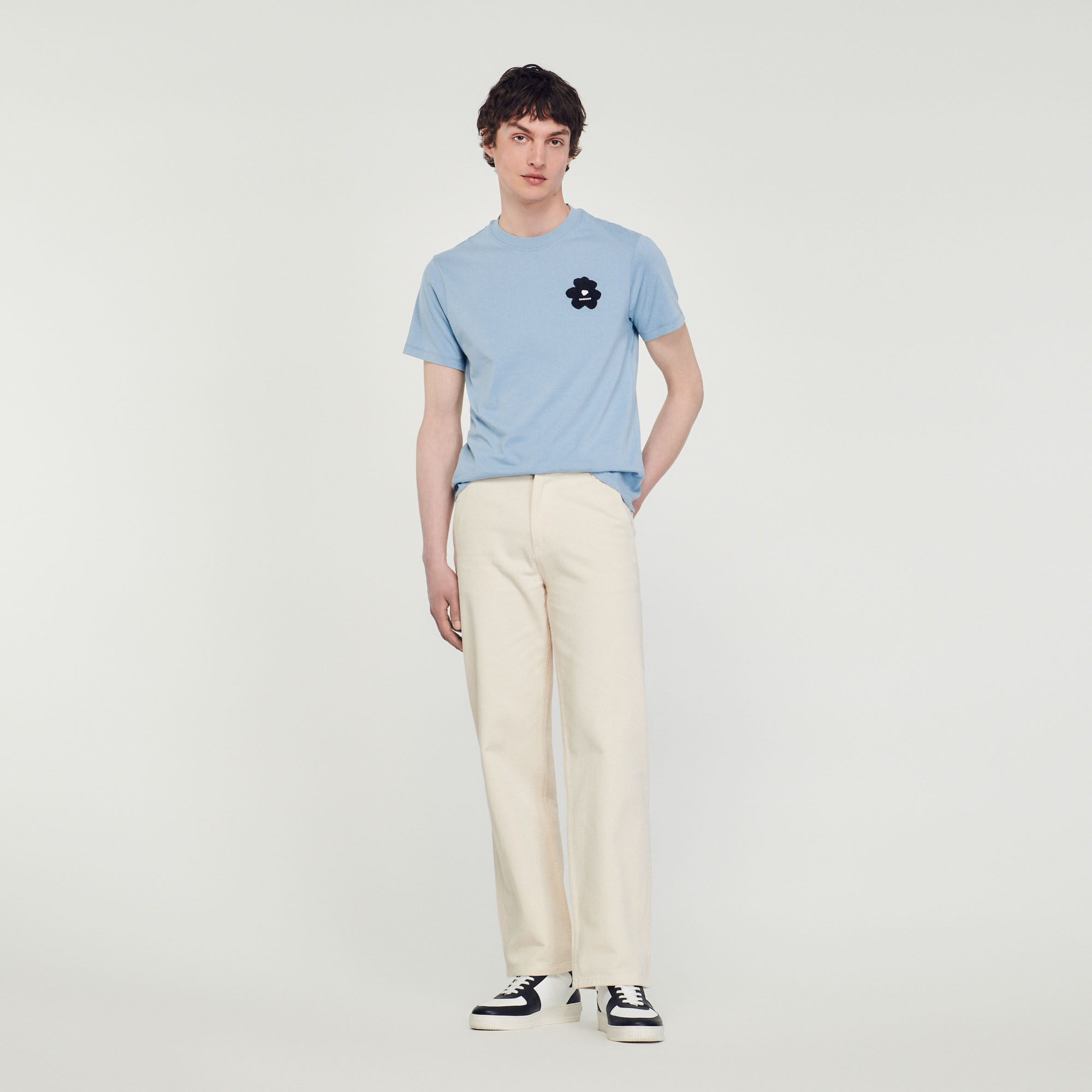 Tee-shirt patch fleur