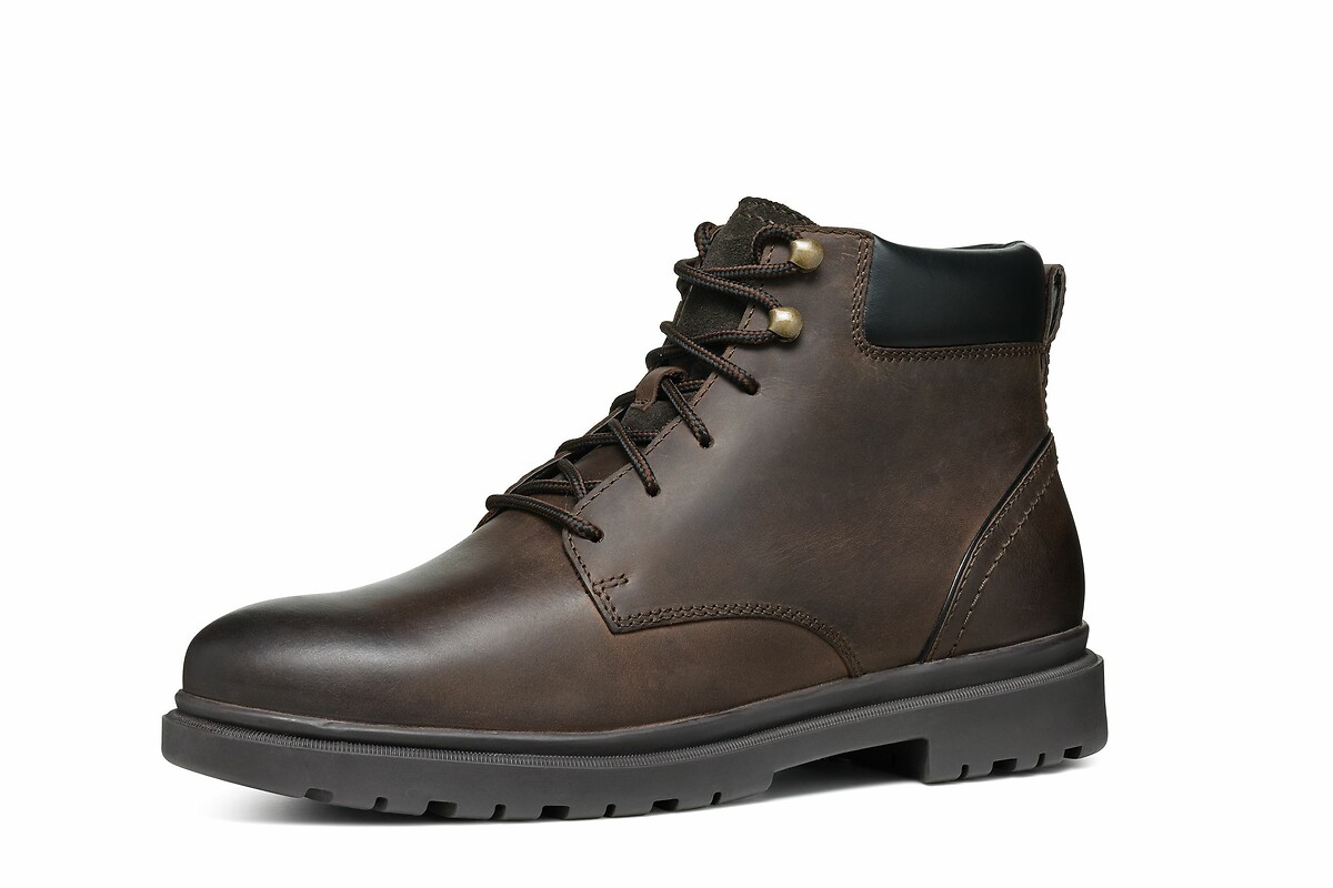 GEOX<br>Botas encontraram veterinários Andalo