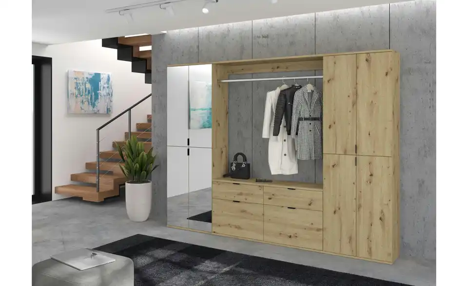 Garderobenschrank