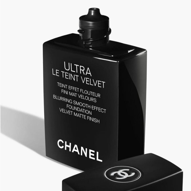 Ultra Le Teint Velvet longue tenue CHANEL