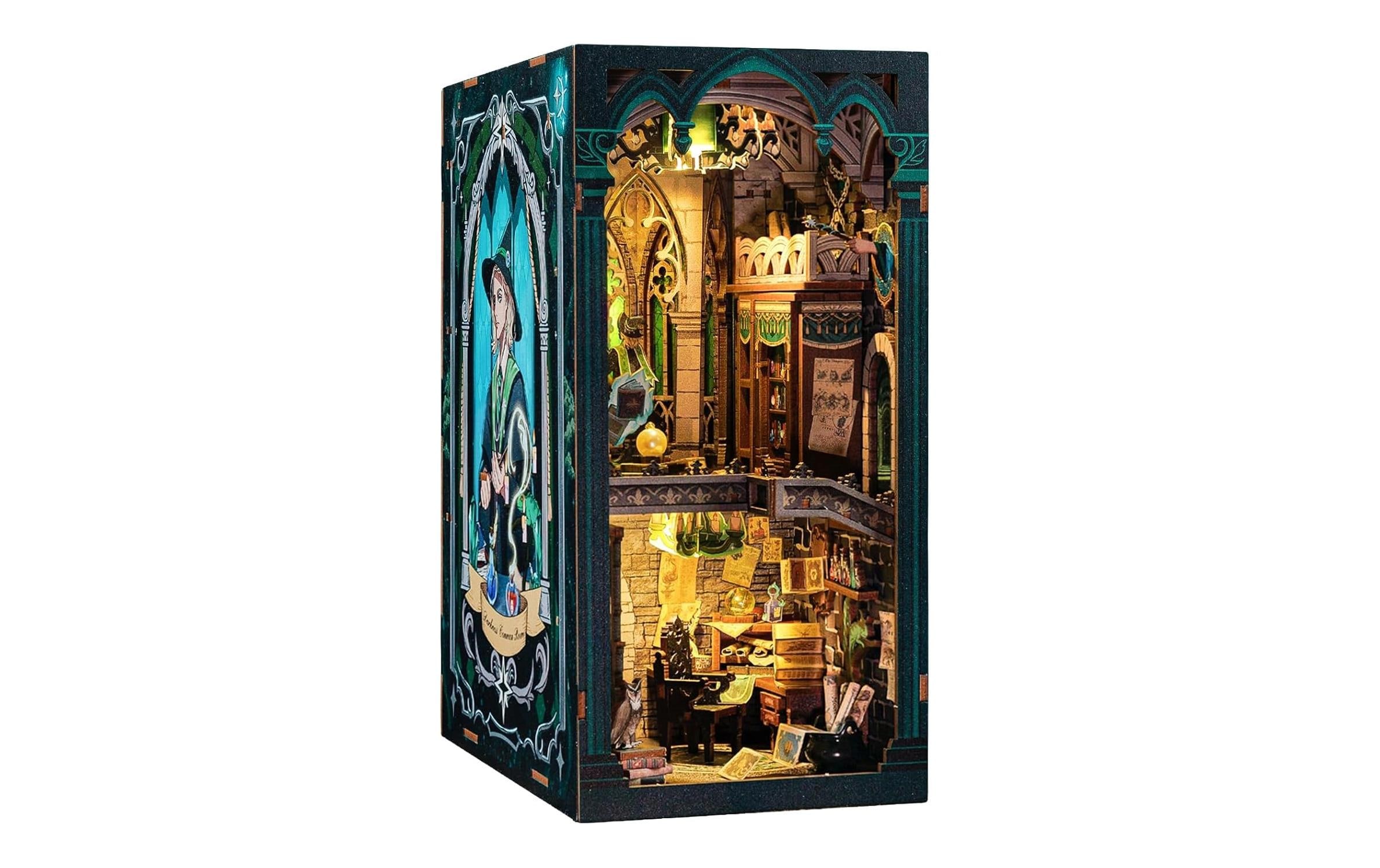 Bausatz Darkness Common Room3D-Modell aus lasergeschnittenen Holzteilen