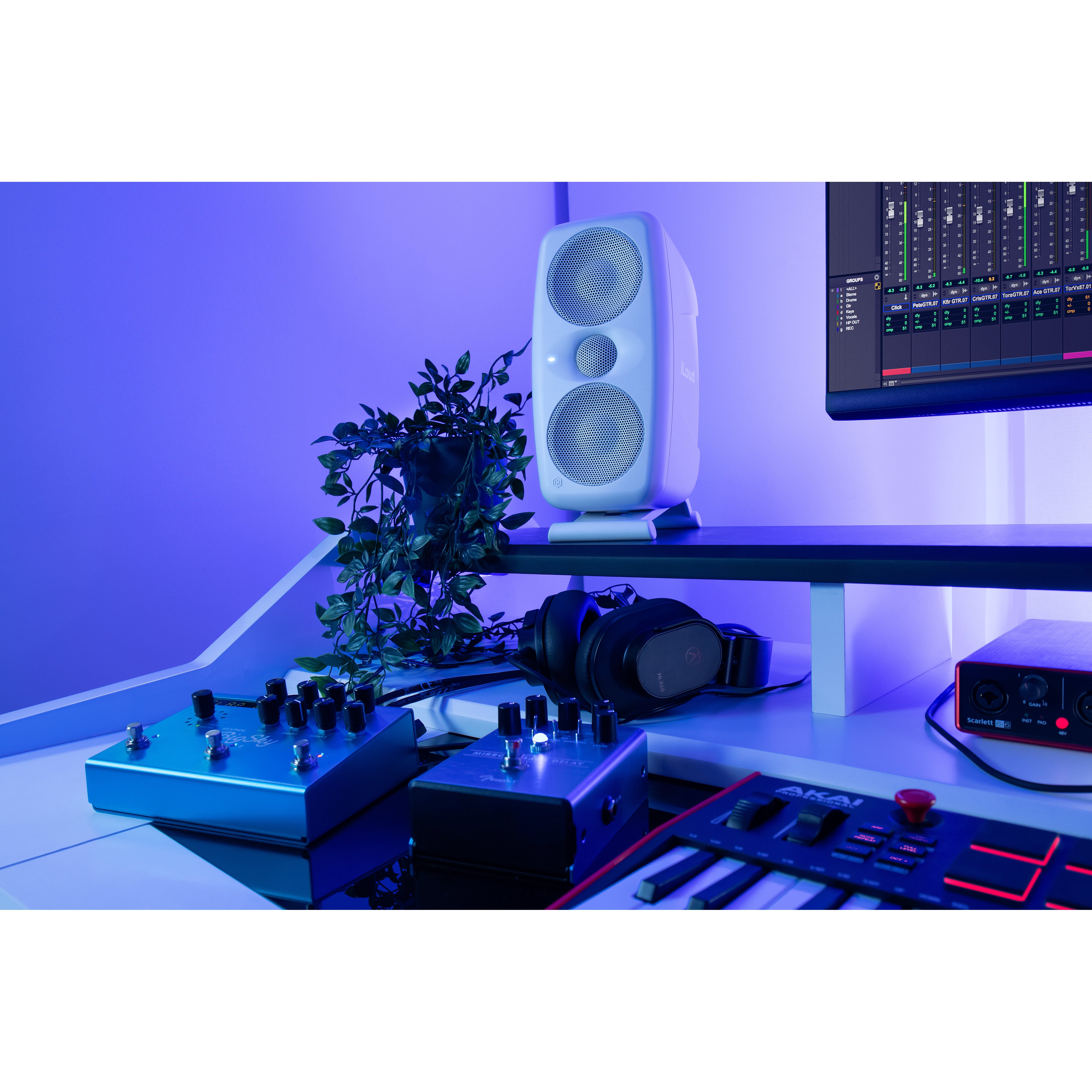 IK Multimedia iLoud MTM MKII White studiomonitor (set van 2)