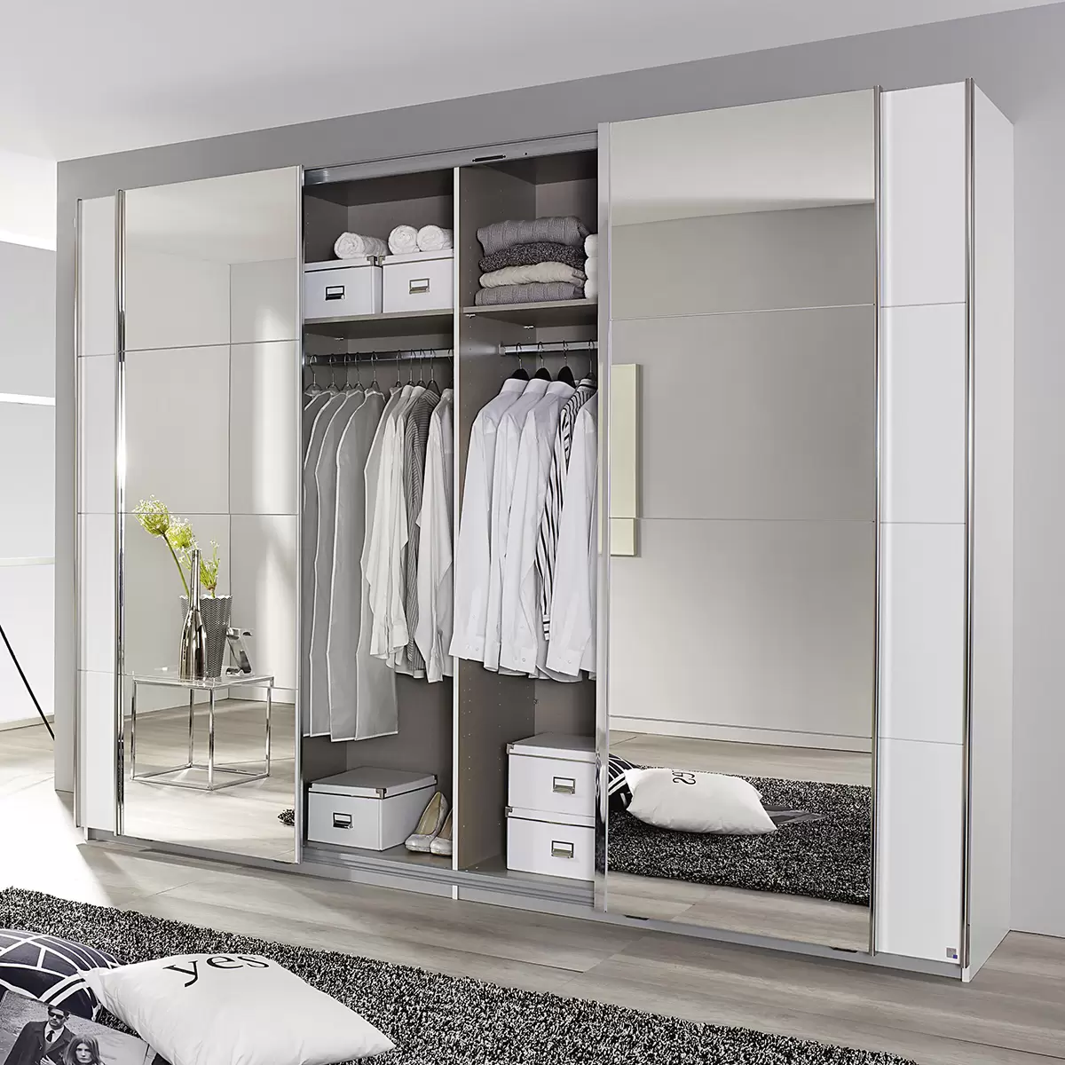 Schwebetürenschrank 4trg. Syncrono-A weiss