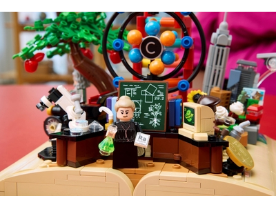 LEGO De evolutie van STEM (21355)