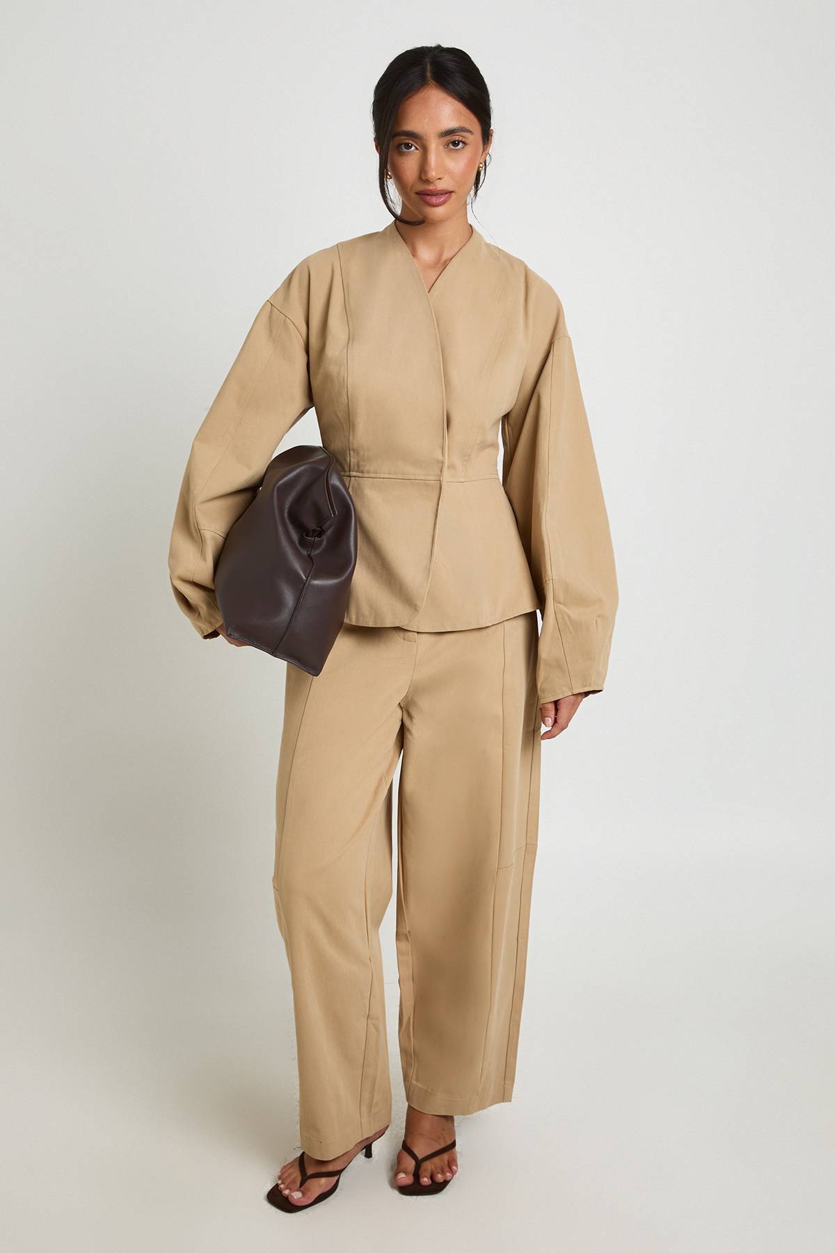 boohoo Blazer en sergé ajusté à manches baril