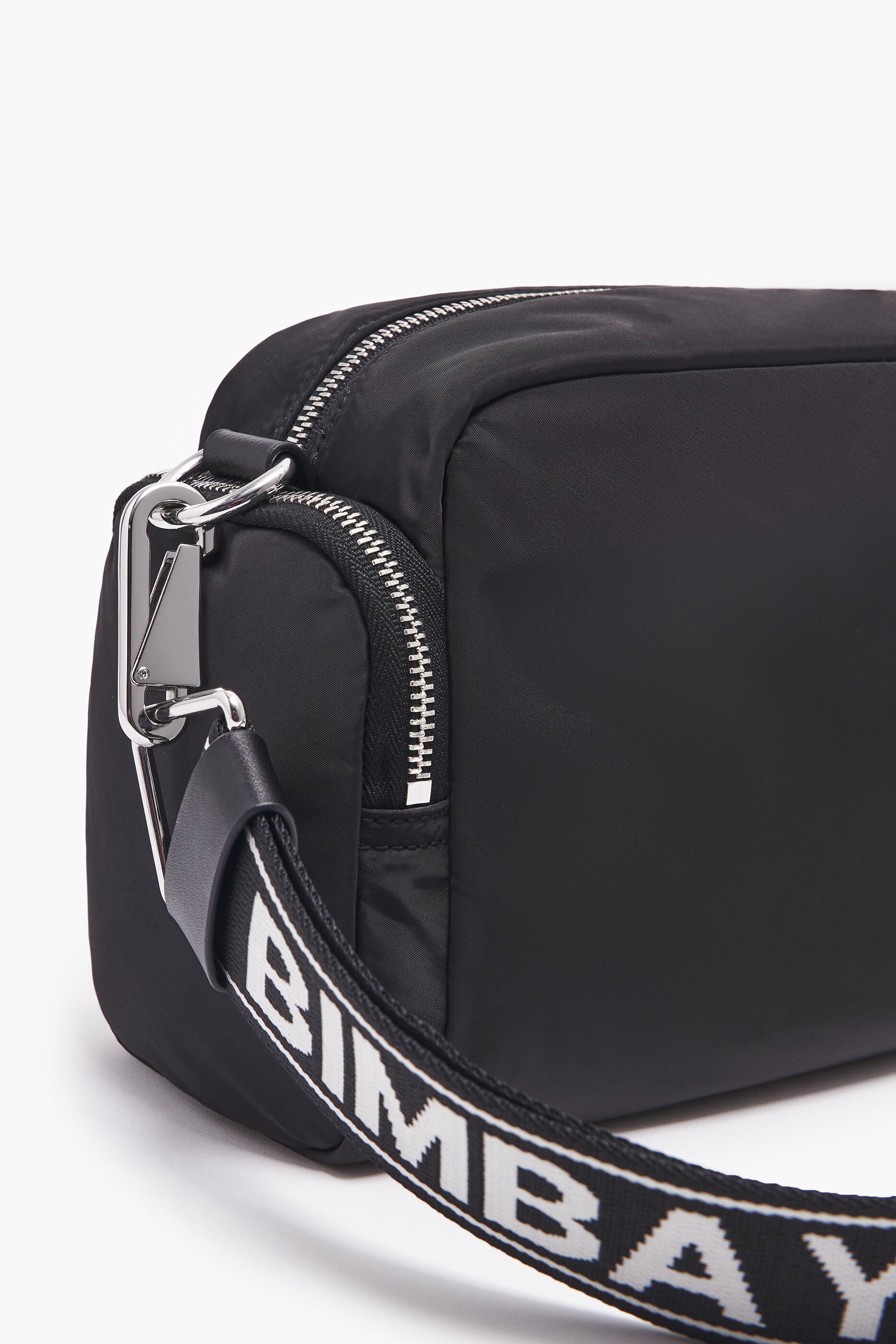 Bolsa de ombro M em nylon preto