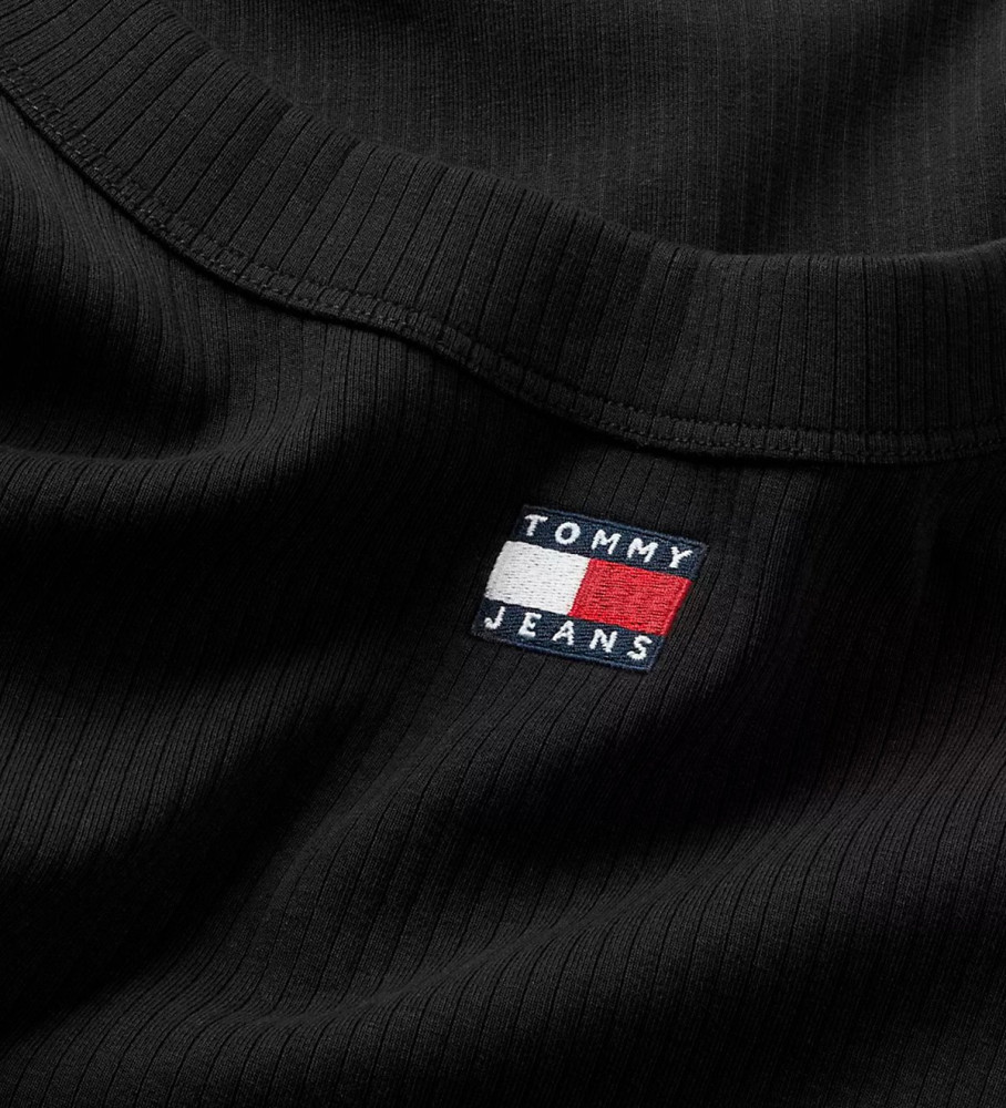 Vestido Tommy Jeans preto com detalhes em patchwork